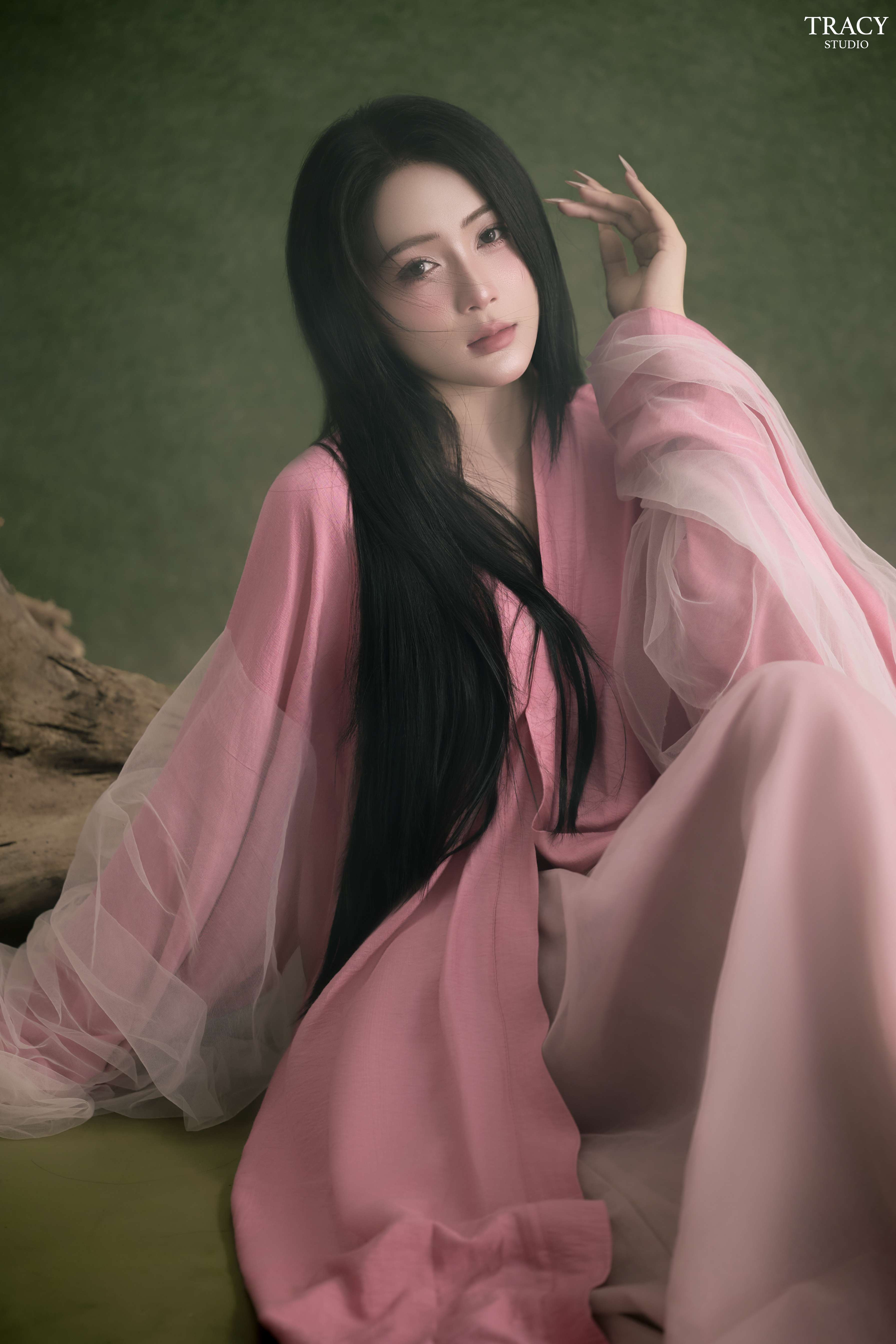 frontend/img/gallery/concept-sen/tracy-studio-chup-concept-sen-hang (1).jpg